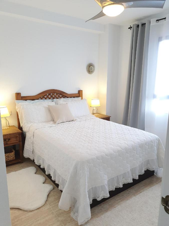 Apartment In Campoamor Overlooking The Swimming Pool Kültér fotó
